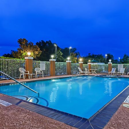 Holiday Inn Express Hotel & Suites Beaumont Northwest By Ihg Exterior photo